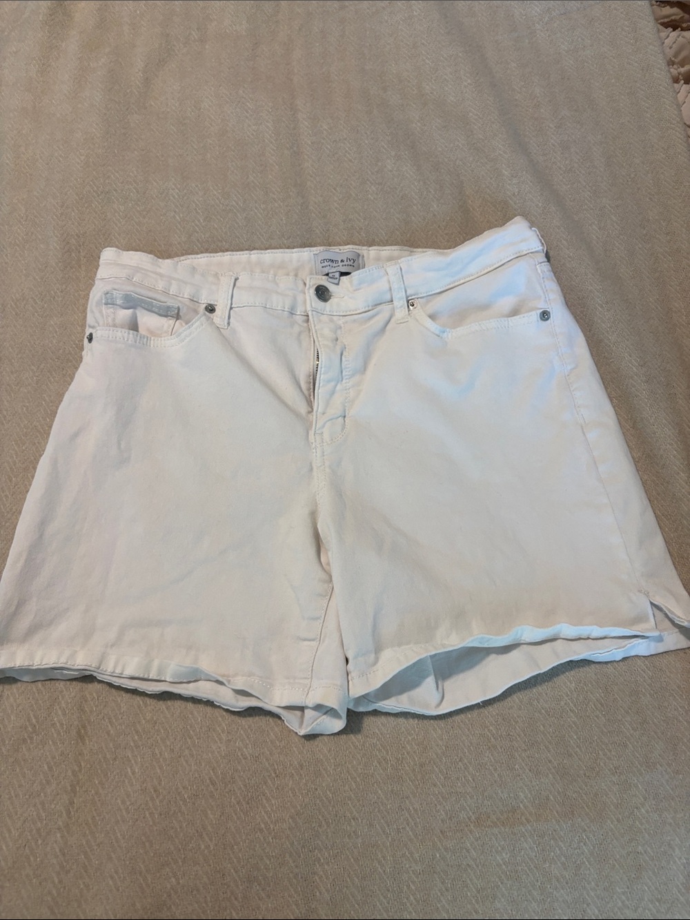 crown & ivy White Denim Relaxed Fit Jean Shorts